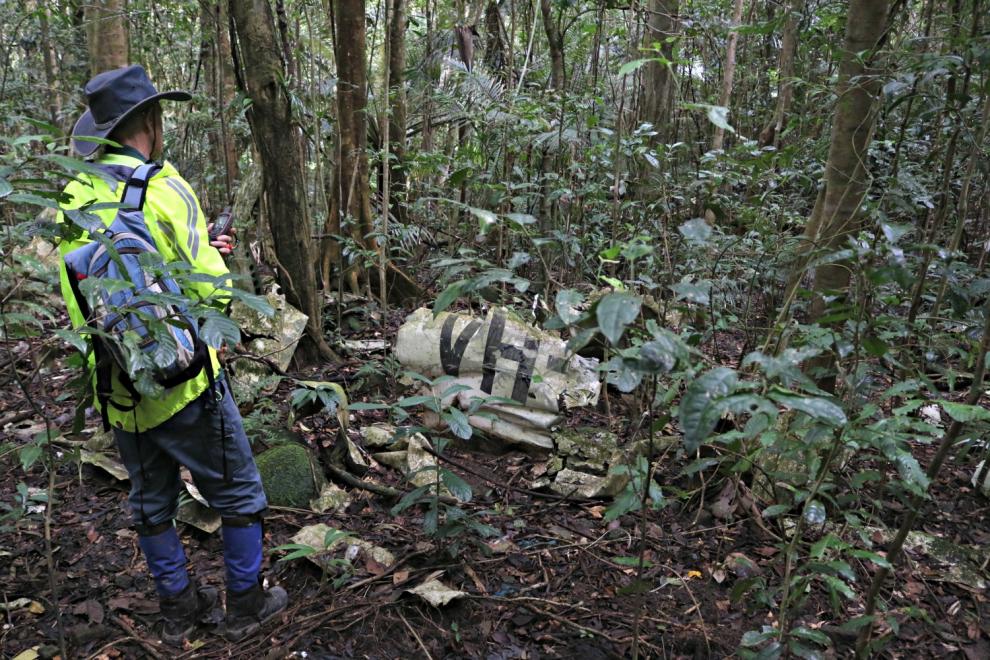 Forgotten plane crash site found in Wet Tropics